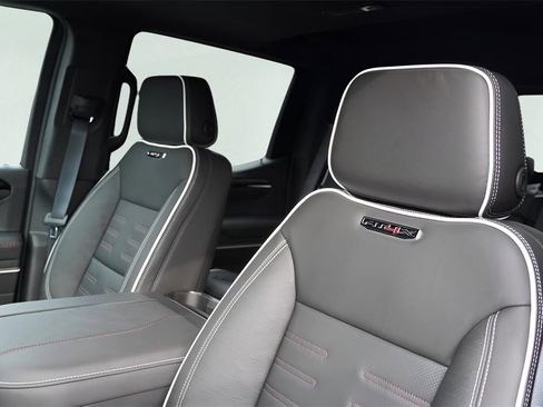 New 2026 GMC Sierra 1500 AT4X image 15