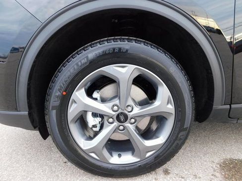 New 2026 Ford Escape ST-Line AWD/4WD image 10