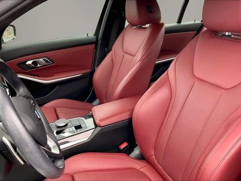 Used 2023 BMW 330i xDrive Sedan w/ Driving Assistance Package image 18