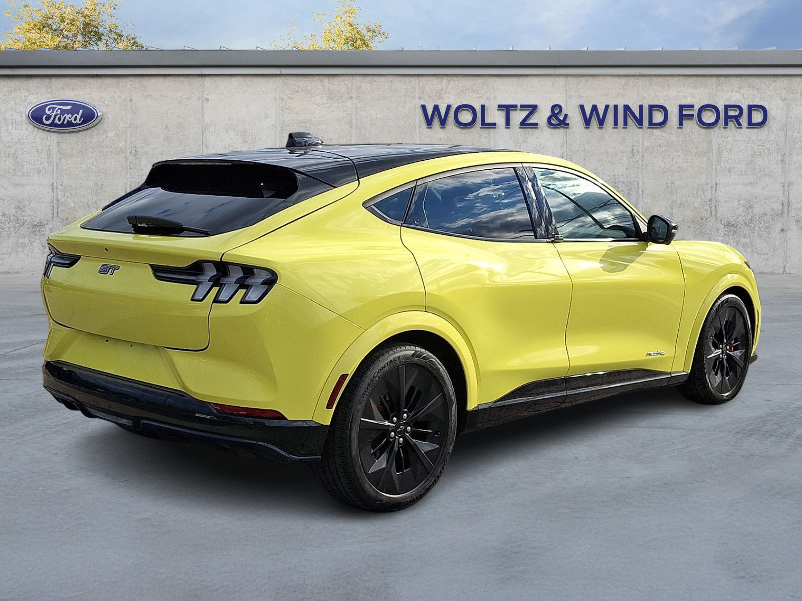 Used 2025 Ford Mustang Mach-E GT AWD/4WD image 6