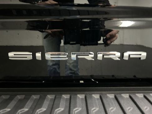 Certified 2024 GMC Sierra 1500 Denali image 33