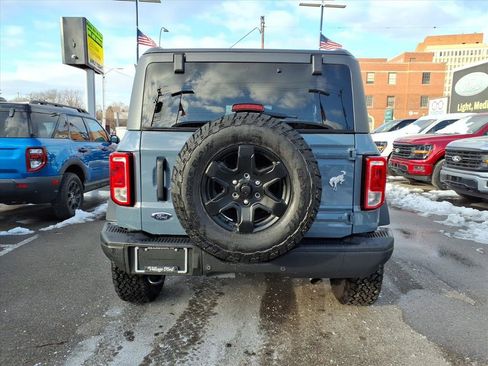Used 2024 Ford Bronco Black Diamond image 7
