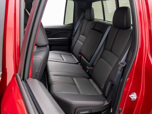 Used 2025 Honda Ridgeline TrailSport image 18