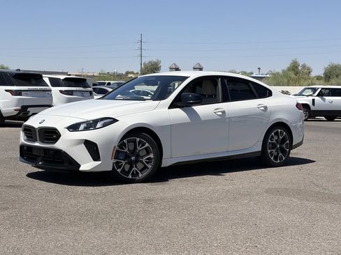 Used 2025 BMW M235i xDrive AWD/4WD image 2