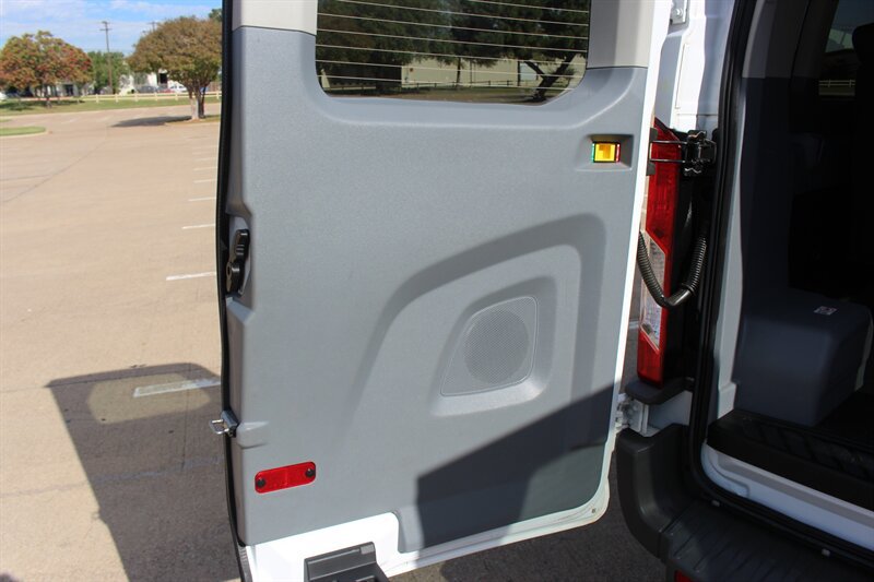 Used 2018 Ford Transit 350 XL RWD image 14