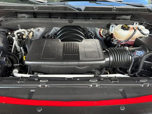 Used 2024 GMC Yukon SLT image 55