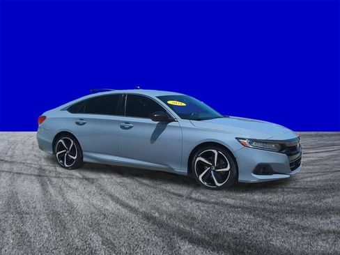 Used 2021 Honda Accord Sport image 2