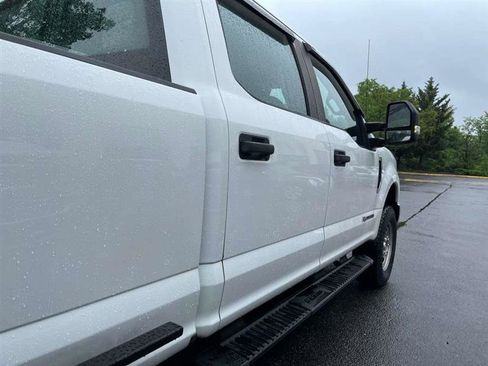 Used 2017 Ford F350 XL w/ Power Equipment Group AWD/4WD image 29