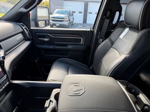 New 2026 RAM 2500 Laramie w/ Night Edition image 32