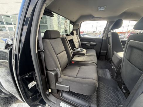 Used 2014 Chevrolet Silverado 2500 LT AWD/4WD image 22