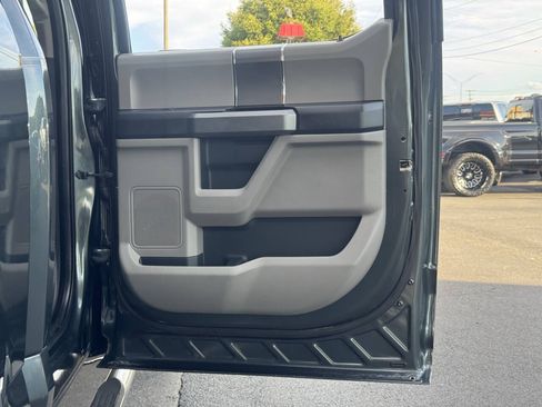 Used 2015 Ford F150 XLT w/ Equipment Group 302A Luxury RWD image 32