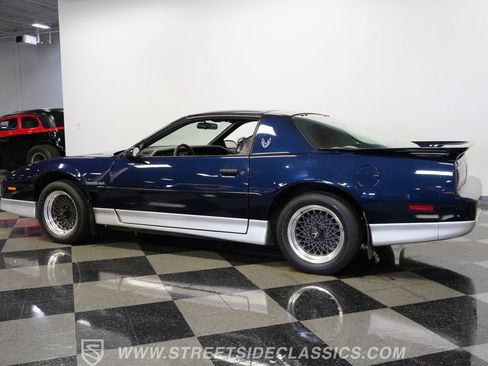 Used 1987 Pontiac Firebird Trans Am RWD image 9
