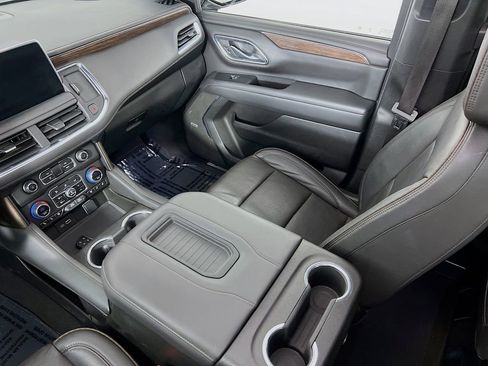 Certified 2023 Chevrolet Suburban High Country w/ LPO, Illumination Package AWD/4WD image 24