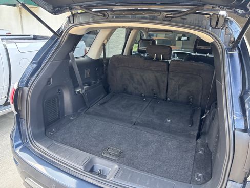 Used 2015 Nissan Pathfinder SV w/ Trailer Tow Package image 47