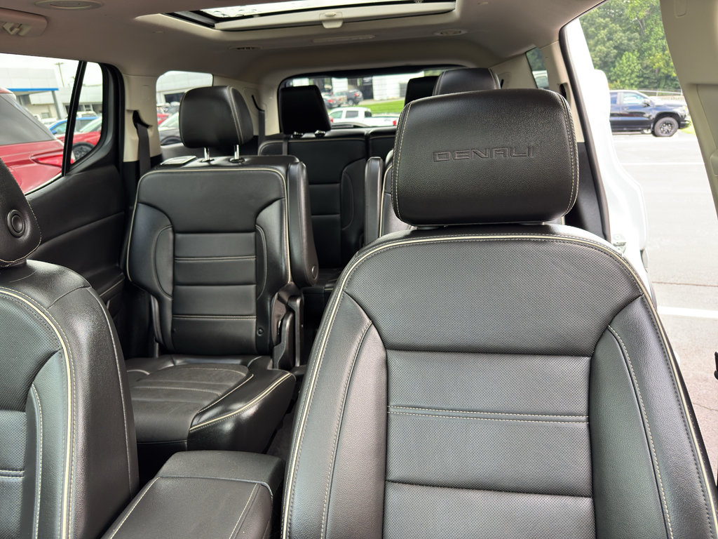 Used 2023 GMC Acadia Denali w/ Denali Technology Package FWD image 23