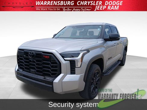 Used 2024 Toyota Tundra Limited w/ TRD Off-Road Package AWD/4WD image 10