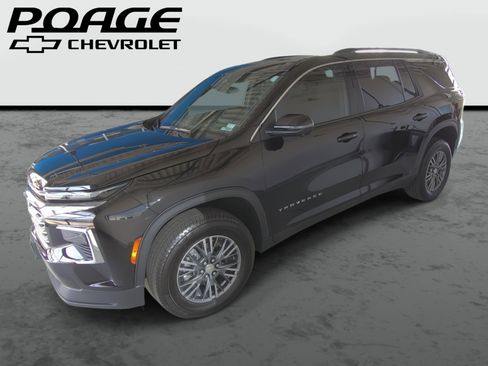 Used 2024 Chevrolet Traverse LT FWD image 1