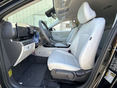New 2026 Hyundai Kona SEL Sport AWD/4WD image 13