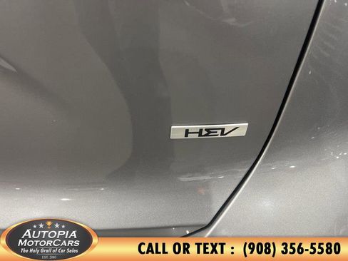 Used 2023 Kia Niro EX Touring image 39