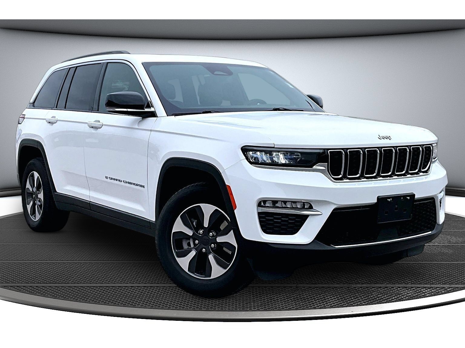 Certified 2024 Jeep Grand Cherokee Limited 4xe AWD/4WD image 2