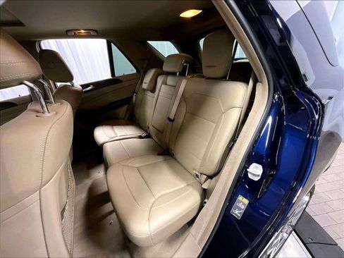 Used 2015 Mercedes-Benz ML 350 ML 350 image 31