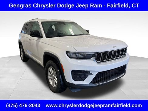 Certified 2023 Jeep Grand Cherokee Laredo w/ Luxury Tech Group I AWD/4WD image 1