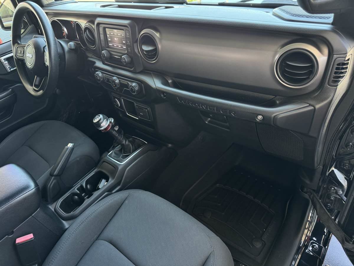 Used 2021 Jeep Wrangler Unlimited Sport AWD/4WD image 22