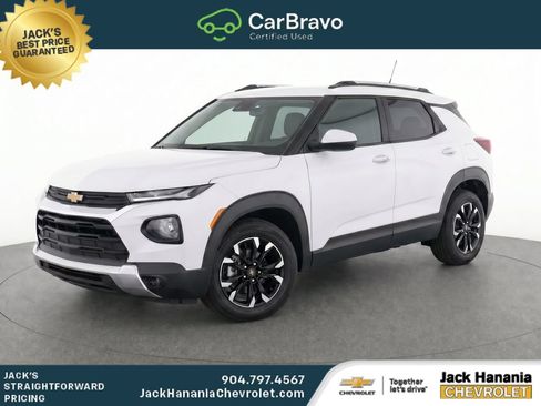 Used 2023 Chevrolet TrailBlazer LT w/ Convenience Package FWD image 2
