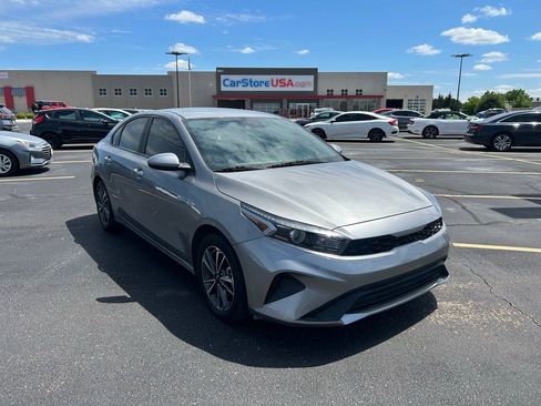 Used 2024 Kia Forte LXS FWD image 1