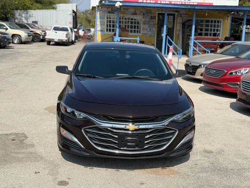 Used 2021 Chevrolet Malibu LS image 2