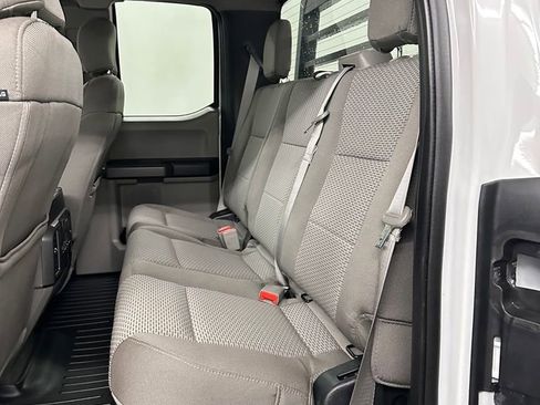 Used 2019 Ford F250 XLT w/ XLT Premium Package image 14