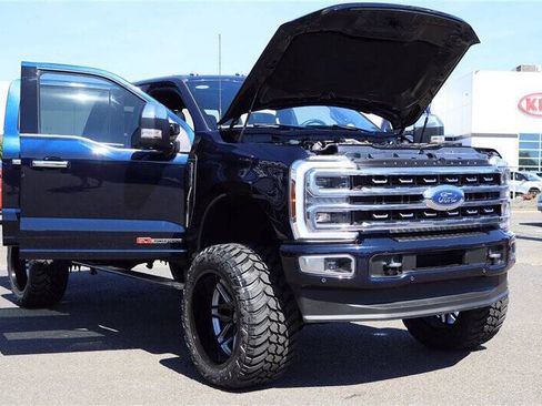 Used 2024 Ford F350 Platinum AWD/4WD image 46