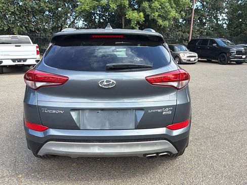 Used 2017 Hyundai Tucson Limited w/ Cargo Package AWD/4WD image 6