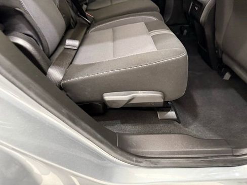 Used 2025 Chevrolet Blazer LT image 24