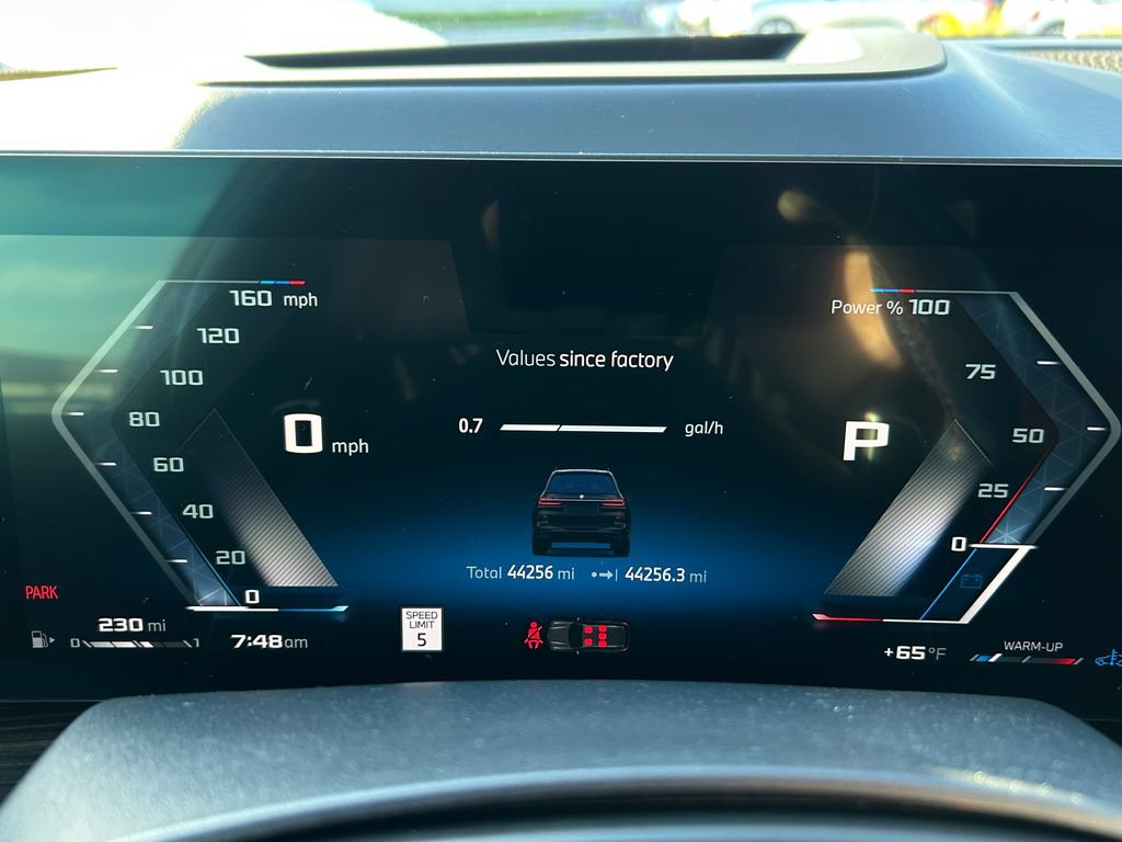 Used 2024 BMW X7 M60i w/ Climate Comfort Package AWD/4WD image 21