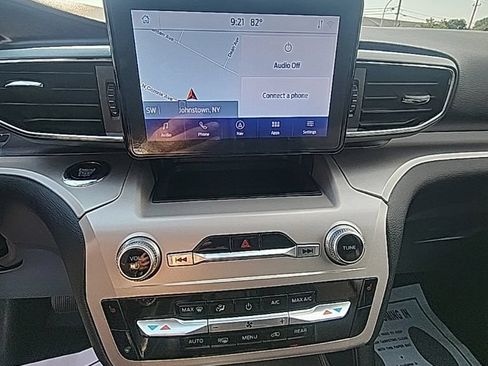 Used 2023 Ford Explorer XLT w/ Equipment Group 202A AWD/4WD image 26
