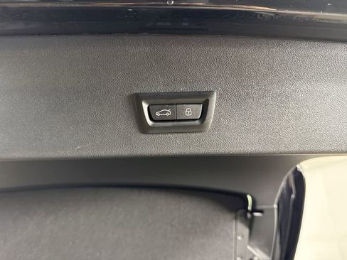 Used 2024 BMW X4 xDrive30i w/ Parking Assistance Package image 34