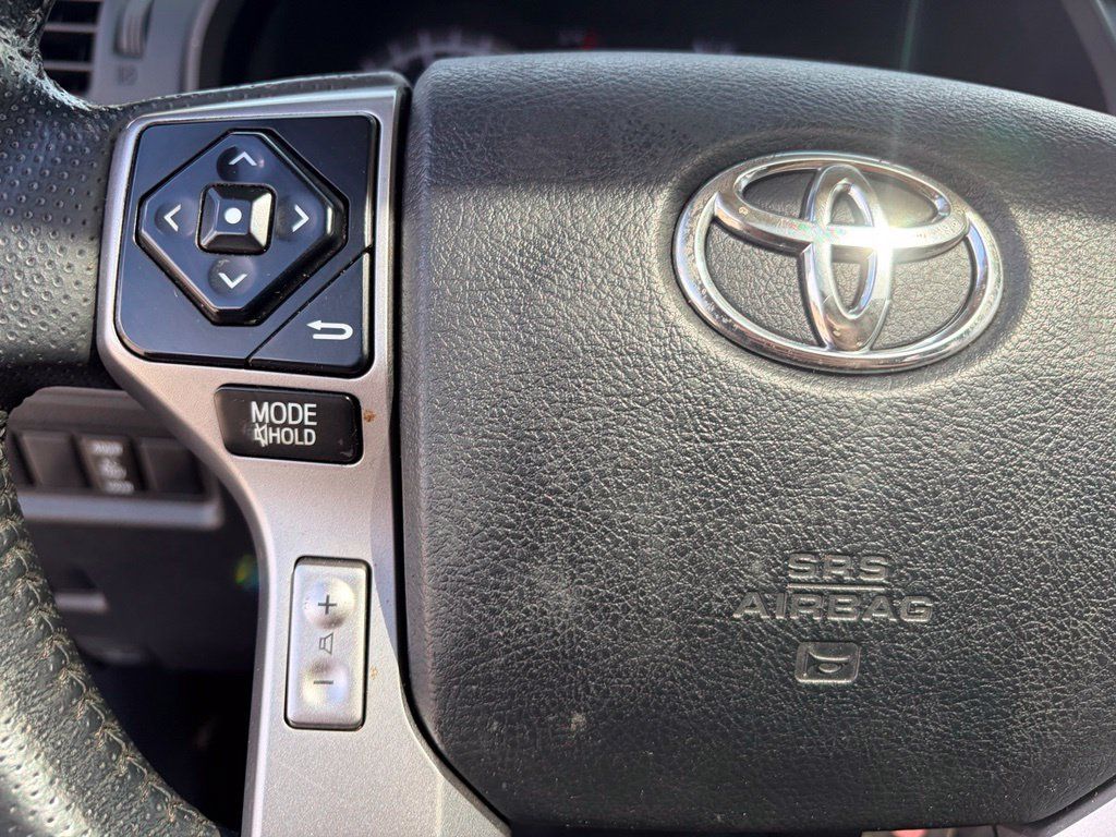Used 2019 Toyota 4Runner SR5 Premium AWD/4WD image 31