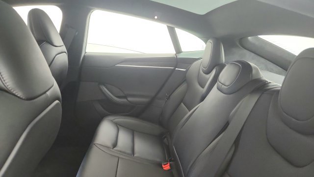 Used 2024 Tesla Model S AWD/4WD image 40