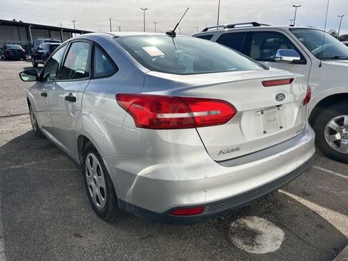 Used 2016 Ford Focus S image 4