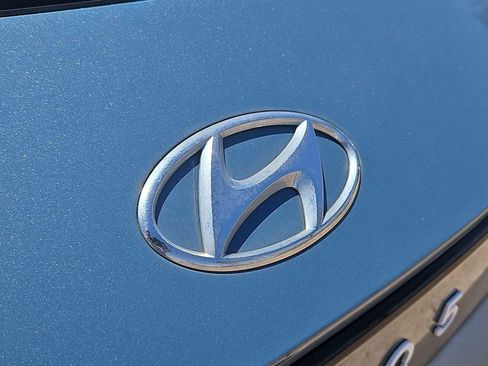 Used 2024 Hyundai Ioniq 5 SEL image 11