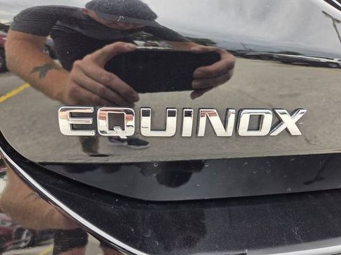 Used 2023 Chevrolet Equinox LT FWD image 14
