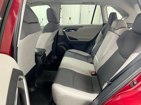 Used 2023 Toyota RAV4 XLE FWD image 24