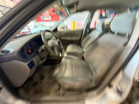 Used 2006 Nissan Sentra 1.8 S FWD image 11