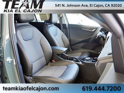 Certified 2023 Kia Niro Wind FWD image 12
