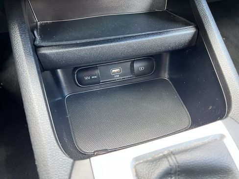 Used 2024 Kia Forte LXS w/ LXS Technology Package FWD image 18