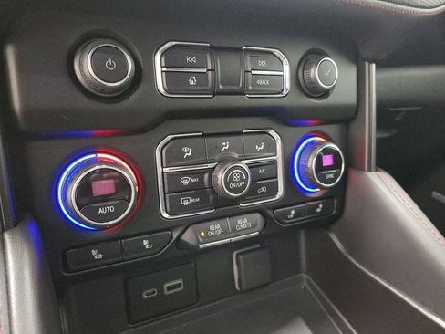 Used 2021 Chevrolet Tahoe RST w/ Luxury Package image 30