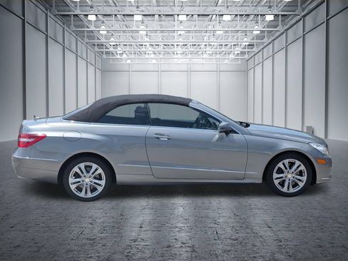 Used 2011 Mercedes-Benz E 350 Cabriolet image 5