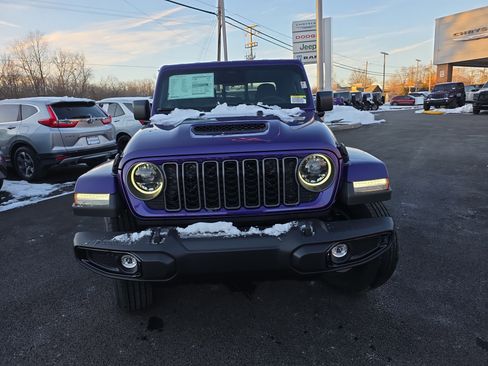 New 2026 Jeep Gladiator Sport AWD/4WD image 16