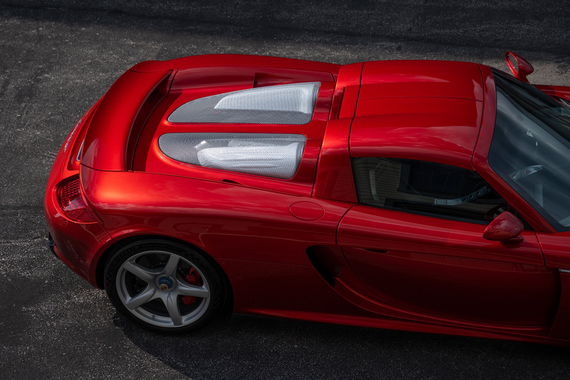 Used 2005 Porsche Carrera GT RWD image 24